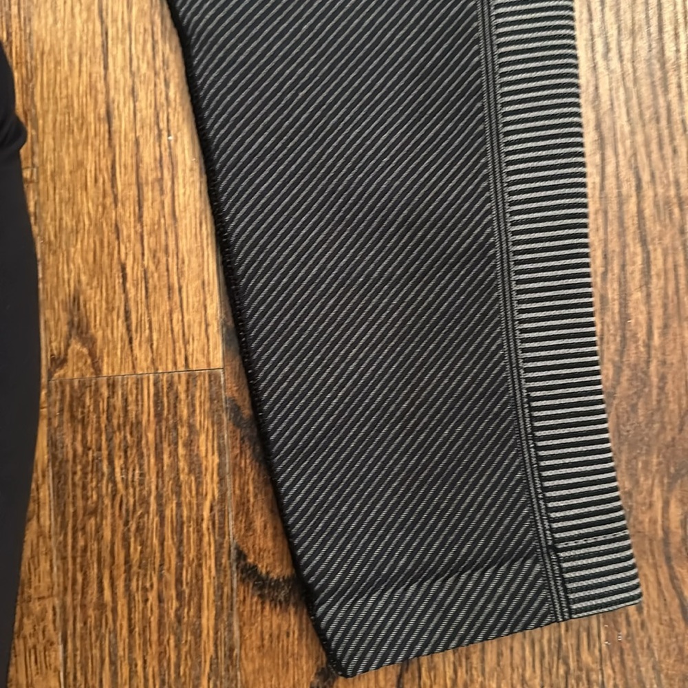 Offline by Aerie - Picture 11 of 11